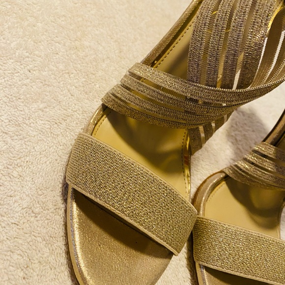 Brand New Heels By JESSICA SIMPSON - Heel Height Is 4 Inches - Size 8 M - box 7 - Picture 2 of 4